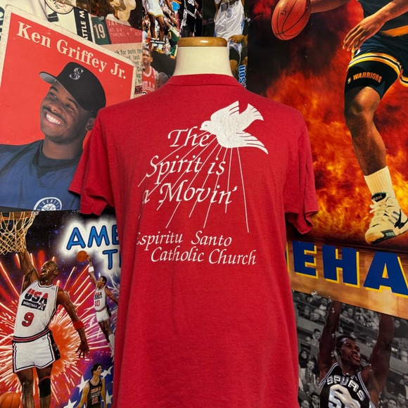 Screen Stars Other - Vintage Catholic Church Jesus Tee The Spirit‎ Is Movin Red Graphic Sz Large